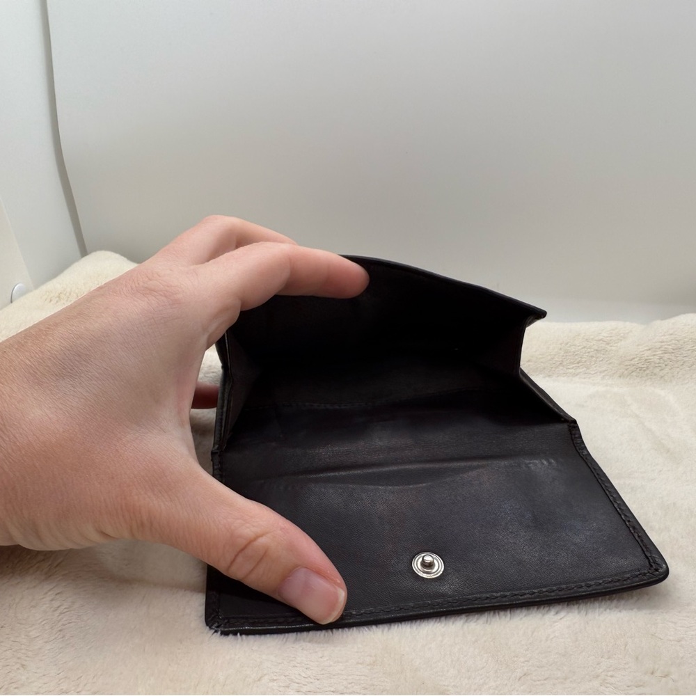 Gucci Black Leather Bifold Wallet - Picture 3 of 8